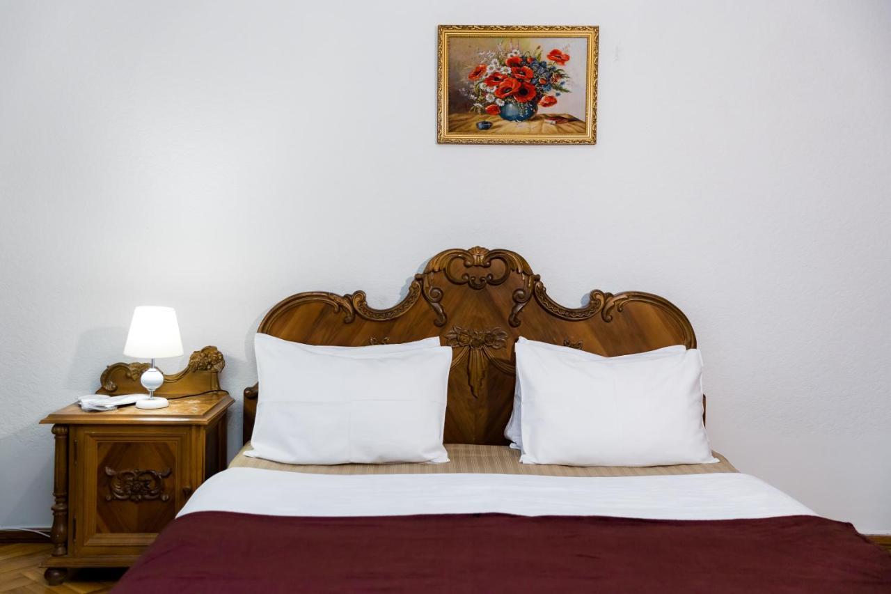 Apartment Gallery Rustaveli 1 Τυφλίδα Εξωτερικό φωτογραφία